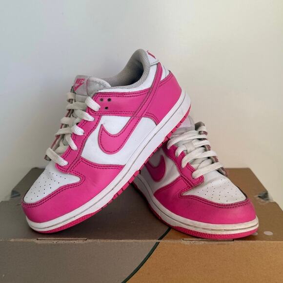 Nike Dunk Pink Fuchsia/White Kids Sneakers- SZ 2 Y - Picture 1 of 13